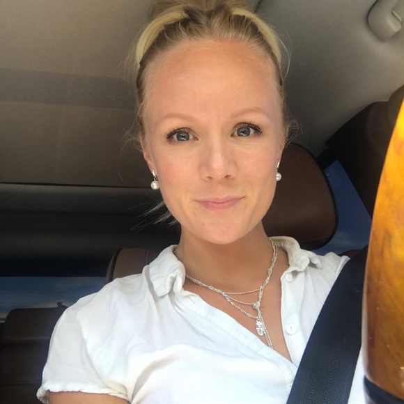 Meet your Posher, Jessica - Picture 4 of 8